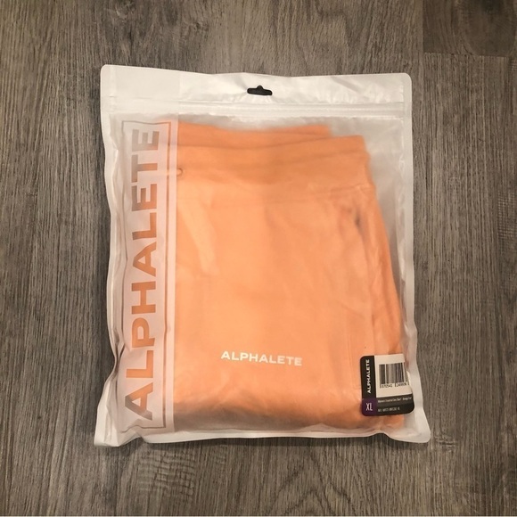 ALPHALETE Women’s Essential Core Shorts Orange Frost Size XL NWT - Picture 6 of 9